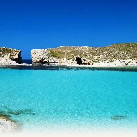 Stunning 2br Penthouse In *