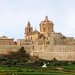 Apartment Stunning 2br Penthouse In By Buena Vista *