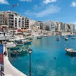 Stunning 2br Penthouse In By Buena Vista