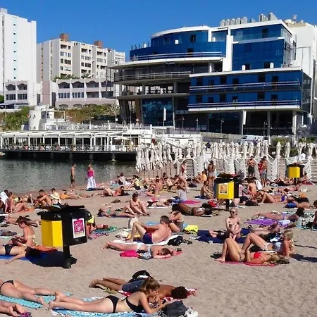 Lägenhet Stunning 2br Penthouse In *