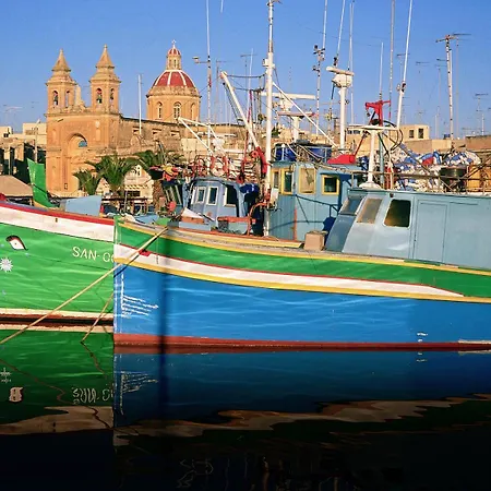 Stunning 2br Penthouse In *